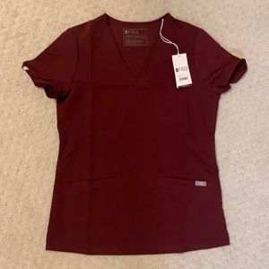 Figs Scrub Top maroon